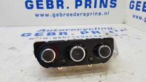 Used Heater control panel Renault Clio IV (5R) 0.9 Energy TCE 90 12V Price € 38,50 Margin scheme offered by Autorec. Gebr. Prins b.v.
