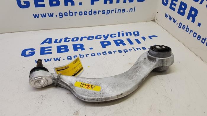 Front lower wishbone, left from a BMW 5 serie Touring (F11) 530d xDrive 24V Blue Performance 2013