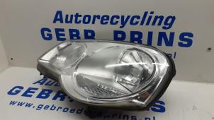 Used Headlight, left Volkswagen Polo IV (9N1/2/3) 1.2 Price € 40,00 Margin scheme offered by Autorec. Gebr. Prins b.v.