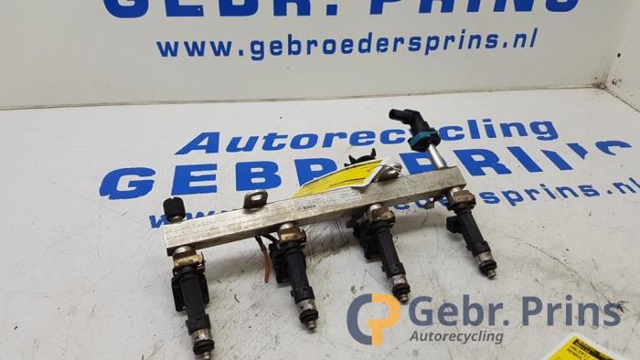 Usagé Système d'injection Opel Astra J (PC6/PD6/PE6/PF6) 1.4 Turbo 16V Prix € 50,00 Règlement à la marge proposé par Autorec. Gebr. Prins b.v.
