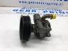 Power steering pump from a Volkswagen Lupo (6X1) 1.4 60 2003