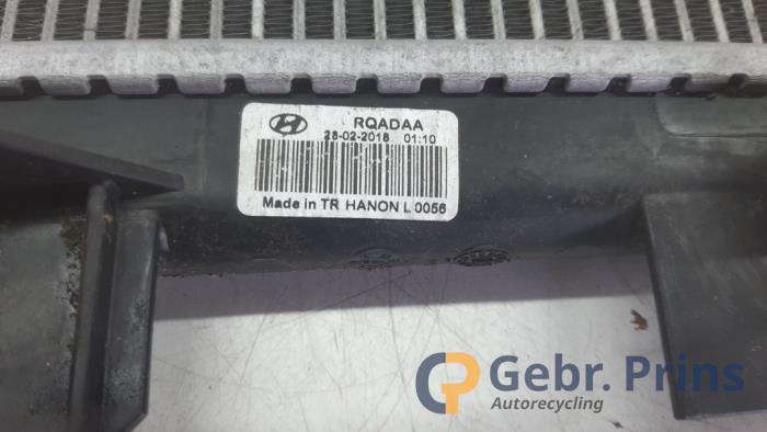 Usagé Radiateur Hyundai i10 (B5) 1.0 12V Prix € 75,00 Règlement à la marge proposé par Autorec. Gebr. Prins b.v.