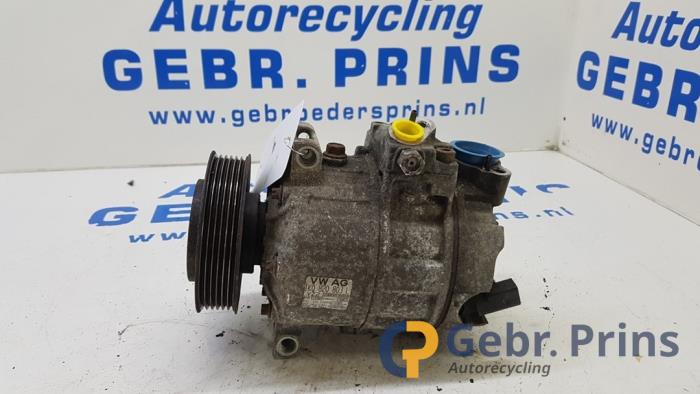 Usagé Pompe clim Volkswagen Golf V (1K1) 1.6 Prix € 50,00 Règlement à la marge proposé par Autorec. Gebr. Prins b.v.