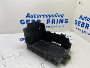 Used Battery box Citroen C3 (SC) 1.6 HDi 92 Price € 25,00 Margin scheme offered by Autorec. Gebr. Prins b.v.