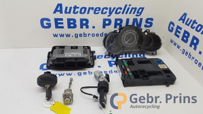 Used Ignition lock + computer Citroen C3 (SC) 1.6 HDi 92 Price € 125,00 Margin scheme offered by Autorec. Gebr. Prins b.v.