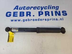 Gebrauchte Stoßdämpfer links hinten Citroen C4 Cactus (0B/0P) 1.6 Blue Hdi 100 Preis € 25,00 Margenregelung angeboten von Autorec. Gebr. Prins b.v.