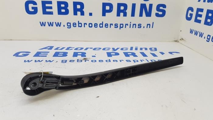 Rear wiper arm from a BMW 5 serie Touring (F11) 530d xDrive 24V Blue Performance 2013
