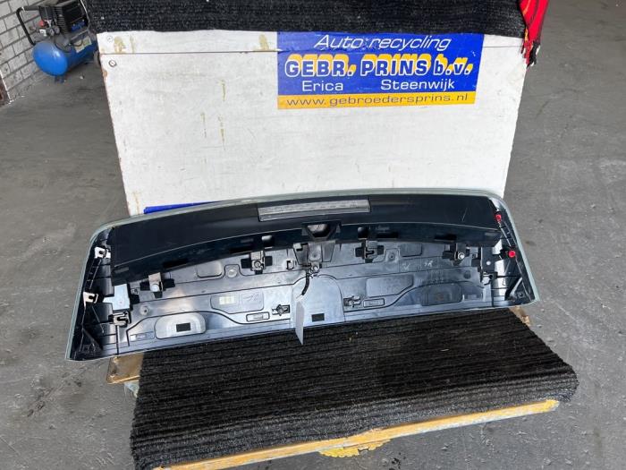 Jupe d'un Toyota RAV4 (A5) 2.5 Hybrid 16V AWD 2019