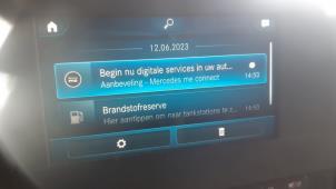 Usagé Display unité de contrôle multi media Mercedes Sprinter 3,5t (907.6/910.6) 314 CDI 2.1 D FWD Prix € 550,00 Règlement à la marge proposé par Autorec. Gebr. Prins b.v.