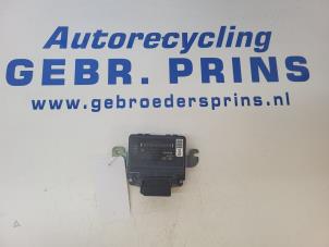 Used Parking brake module Kia Niro I (DE) 1.6 GDI PHEV Price € 175,00 Margin scheme offered by Autorec. Gebr. Prins b.v.