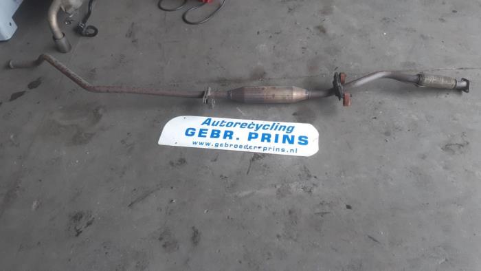 Exhaust middle silencer from a Hyundai i10 (F5) 1.1i 12V 2008