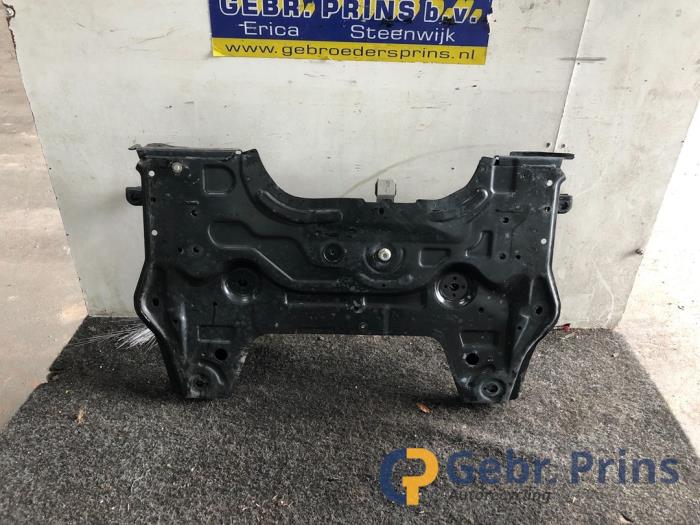 Begagnade Underram Peugeot 208 II (UB/UH/UP) 1.2 Vti 12V PureTech 100 Pris € 200,00 Marginaltabell erbjuds av Autorec. Gebr. Prins b.v.