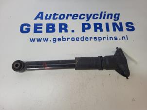Used Rear shock absorber, right Peugeot 208 II (UB/UH/UP) 1.2 Vti 12V PureTech 100 Price € 35,00 Margin scheme offered by Autorec. Gebr. Prins b.v.