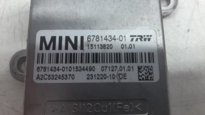 Geschwindigkeitssensor van een MINI Mini (R56) 1.4 16V One 2007