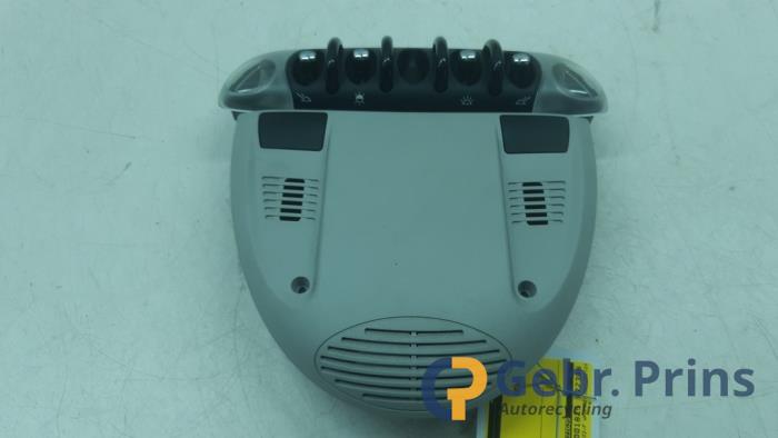 Begagnade Innerbelysning, fram Mini Mini (R56) 1.4 16V One Pris € 25,00 Marginaltabell erbjuds av Autorec. Gebr. Prins b.v.