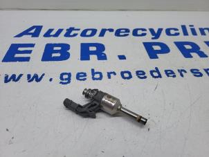 Usagé Injecteur (injection essence) Volkswagen Passat Variant (365) 1.4 TSI 16V Prix € 55,00 Règlement à la marge proposé par Autorec. Gebr. Prins b.v.