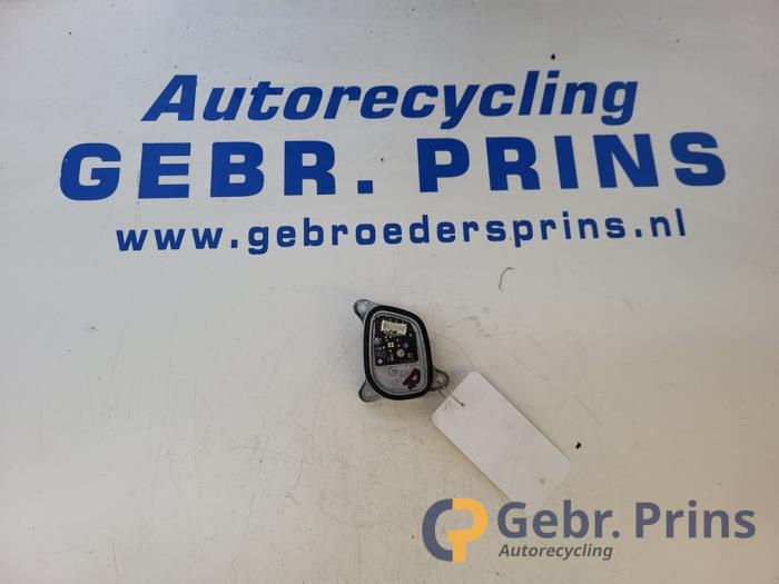 Używane Modułowy reflektor LED Volkswagen Golf VIII (CD1) 1.5 eTSI 16V Cena € 40,00 Procedura marży oferowane przez Autorec. Gebr. Prins b.v.