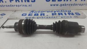 Used Front drive shaft, left Ssang Yong Rexton W 2.2 RX 220 E-XDI 16V 2WD Price € 200,00 Margin scheme offered by Autorec. Gebr. Prins b.v.