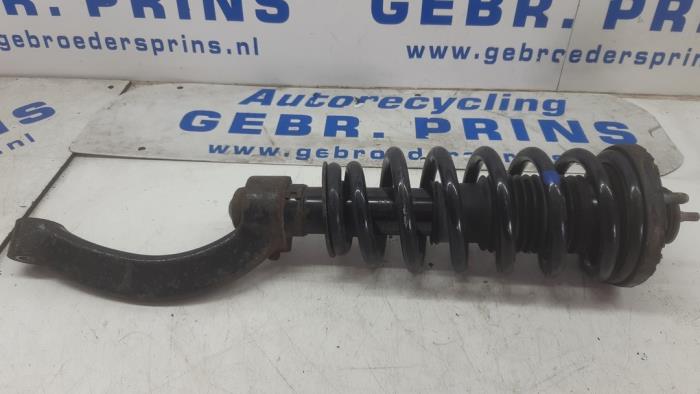 Front shock absorber rod, left from a SsangYong Rexton W 2.2 RX 220 E-XDI 16V 2WD 2017