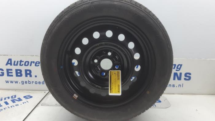 Spare wheel from a Suzuki Liana (ERC/ERD/RH4) 1.6 MPi 16V 2007