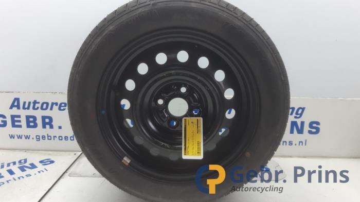 Gebrauchte Reserverad Suzuki Liana (ERC/ERD/RH4) 1.6 MPi 16V Preis € 40,00 Margenregelung angeboten von Autorec. Gebr. Prins b.v.