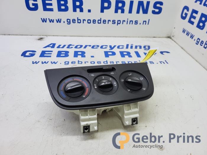 Begagnade Värmekontrollpanel Citroen Nemo (AA) 1.4 HDi 70 Pris € 30,00 Marginaltabell erbjuds av Autorec. Gebr. Prins b.v.