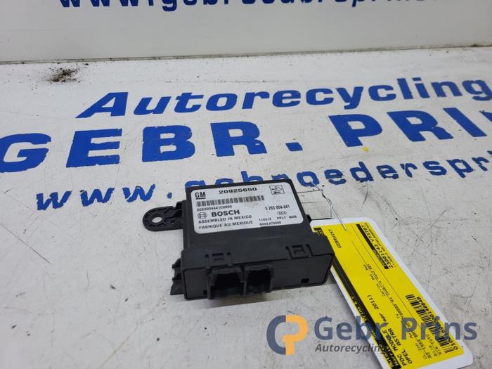 Begagnade PDC-modul Opel Astra J Sports Tourer (PD8/PE8/PF8) 1.4 Turbo 16V Pris € 35,00 Marginaltabell erbjuds av Autorec. Gebr. Prins b.v.