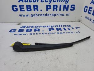 Used Rear wiper arm Volkswagen Tiguan (AD1) 1.4 TSI 16V Price € 20,00 Margin scheme offered by Autorec. Gebr. Prins b.v.