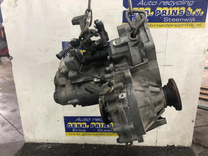 Gearbox from a Audi A3 Sportback (8PA) 2.0 FSI 16V 2005