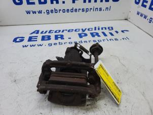 Used Rear brake calliper, right BMW 1 serie (E81) 120i 16V Price € 25,00 Margin scheme offered by Autorec. Gebr. Prins b.v.