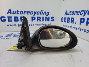 Used Wing mirror, right BMW 1 serie (E81) 120i 16V Price € 30,00 Margin scheme offered by Autorec. Gebr. Prins b.v.