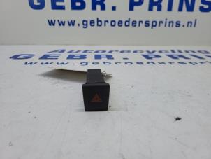 Gebrauchte Panikbeleuchtung Schalter Cupra Born 58 Preis € 20,00 Margenregelung angeboten von Autorec. Gebr. Prins b.v.