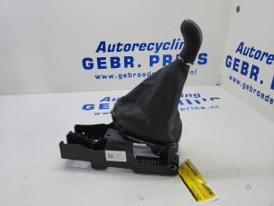 Used Gear stick Opel Karl 1.0 12V Price € 40,00 Margin scheme offered by Autorec. Gebr. Prins b.v.
