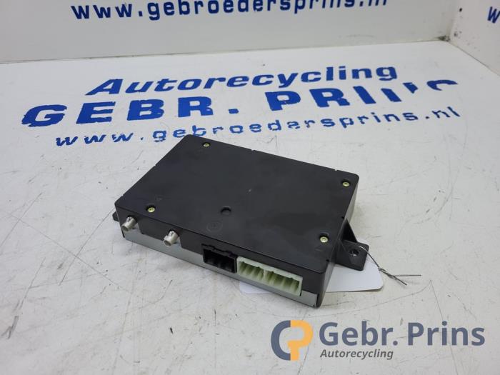 Używane Modul WiFi Opel Karl 1.0 12V Cena € 50,00 Procedura marży oferowane przez Autorec. Gebr. Prins b.v.