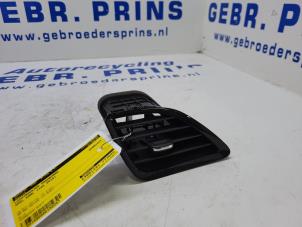 Used Dashboard vent Opel Karl 1.0 12V Price € 15,00 Margin scheme offered by Autorec. Gebr. Prins b.v.