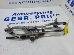 Used Wiper motor + mechanism Opel Karl 1.0 12V Price € 75,00 Margin scheme offered by Autorec. Gebr. Prins b.v.
