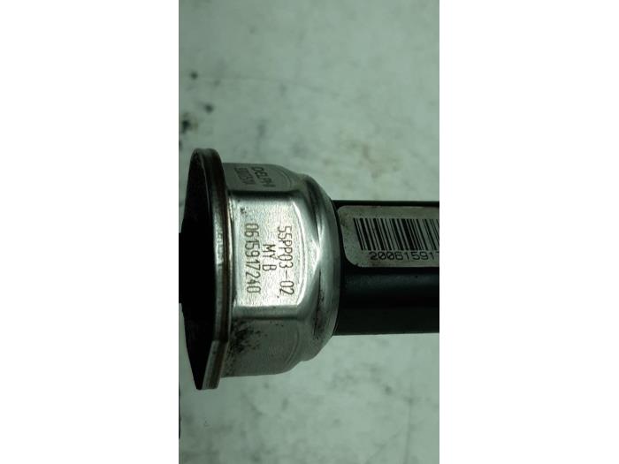 Sensor de presión de combustible de un Renault Clio II Societe (SB) 1.5 dCi 68 2006