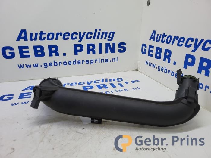 Gebrauchte Intercooler Rohr Volkswagen Sharan (7N) 1.4 TSI 16V Preis € 25,00 Margenregelung angeboten von Autorec. Gebr. Prins b.v.