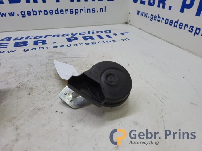 Używane Klakson Volkswagen Sharan (7N) 1.4 TSI 16V Cena € 20,00 Procedura marży oferowane przez Autorec. Gebr. Prins b.v.