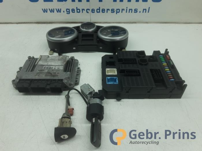 Used Ignition lock + computer Peugeot 207/207+ (WA/WC/WM) 1.4 HDi Price € 100,00 Margin scheme offered by Autorec. Gebr. Prins b.v.