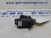 Parking brake switch from a BMW 5 serie (G30) 523d 2.0 TwinPower Turbo 16V 2017