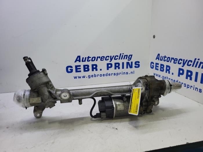 Power steering box from a BMW 5 serie (G30) 523d 2.0 TwinPower Turbo 16V 2017