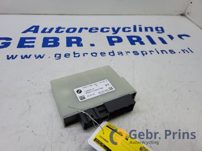 Usagé Ordinateur Adblue BMW 5 serie (G30) 523d 2.0 TwinPower Turbo 16V Prix € 75,00 Règlement à la marge proposé par Autorec. Gebr. Prins b.v.