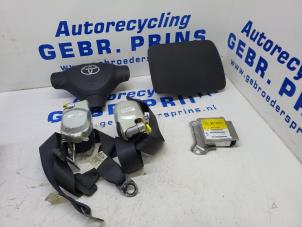 Usagé Set de airbag Toyota Aygo (B10) 1.0 12V VVT-i Prix € 200,00 Règlement à la marge proposé par Autorec. Gebr. Prins b.v.