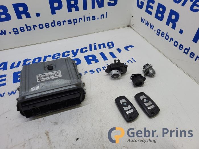 Used Ignition lock + computer BMW 5 serie Touring (F11) 525d 24V Price € 250,00 Margin scheme offered by Autorec. Gebr. Prins b.v.