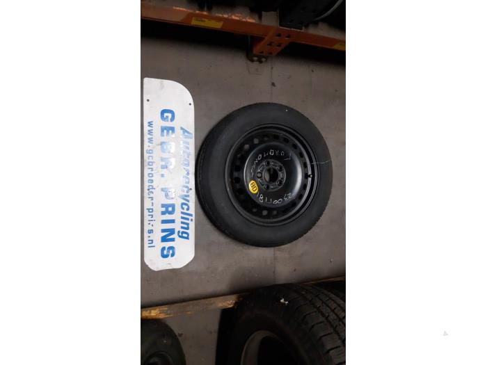 Space-saver spare wheel from a Ford Mondeo III 1.8 16V 2004