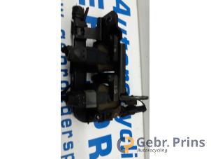 Zündspule van een Kia Rio II (DE) 1.4 16V 2007