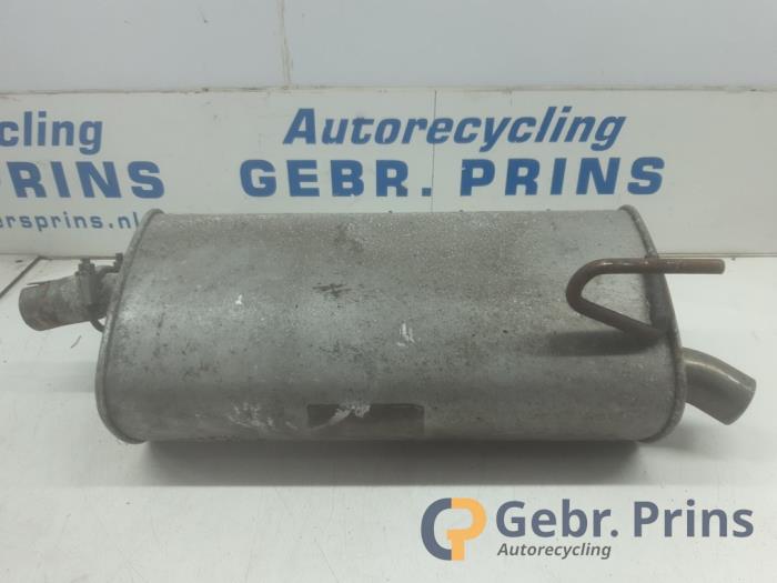 Gebrauchte Auspuff Enddämpfer Opel Meriva (A) Preis € 25,00 Margenregelung angeboten von Autorec. Gebr. Prins b.v.