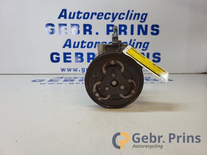 Gebrauchte Klimapumpe Mitsubishi Space Star (A0) 1.0 12V Preis € 75,00 Margenregelung angeboten von Autorec. Gebr. Prins b.v.