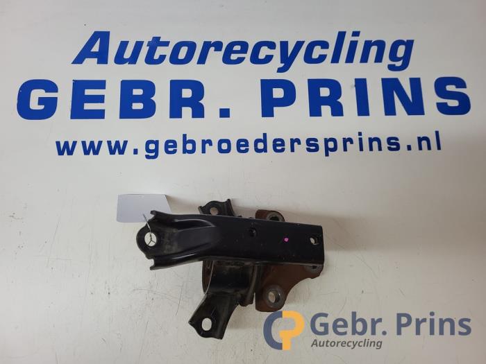 Used Engine mount Mitsubishi Space Star (A0) 1.0 12V Price € 35,00 Margin scheme offered by Autorec. Gebr. Prins b.v.